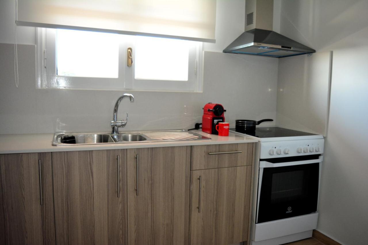 Tarmaros Apartments Sissi Екстериор снимка