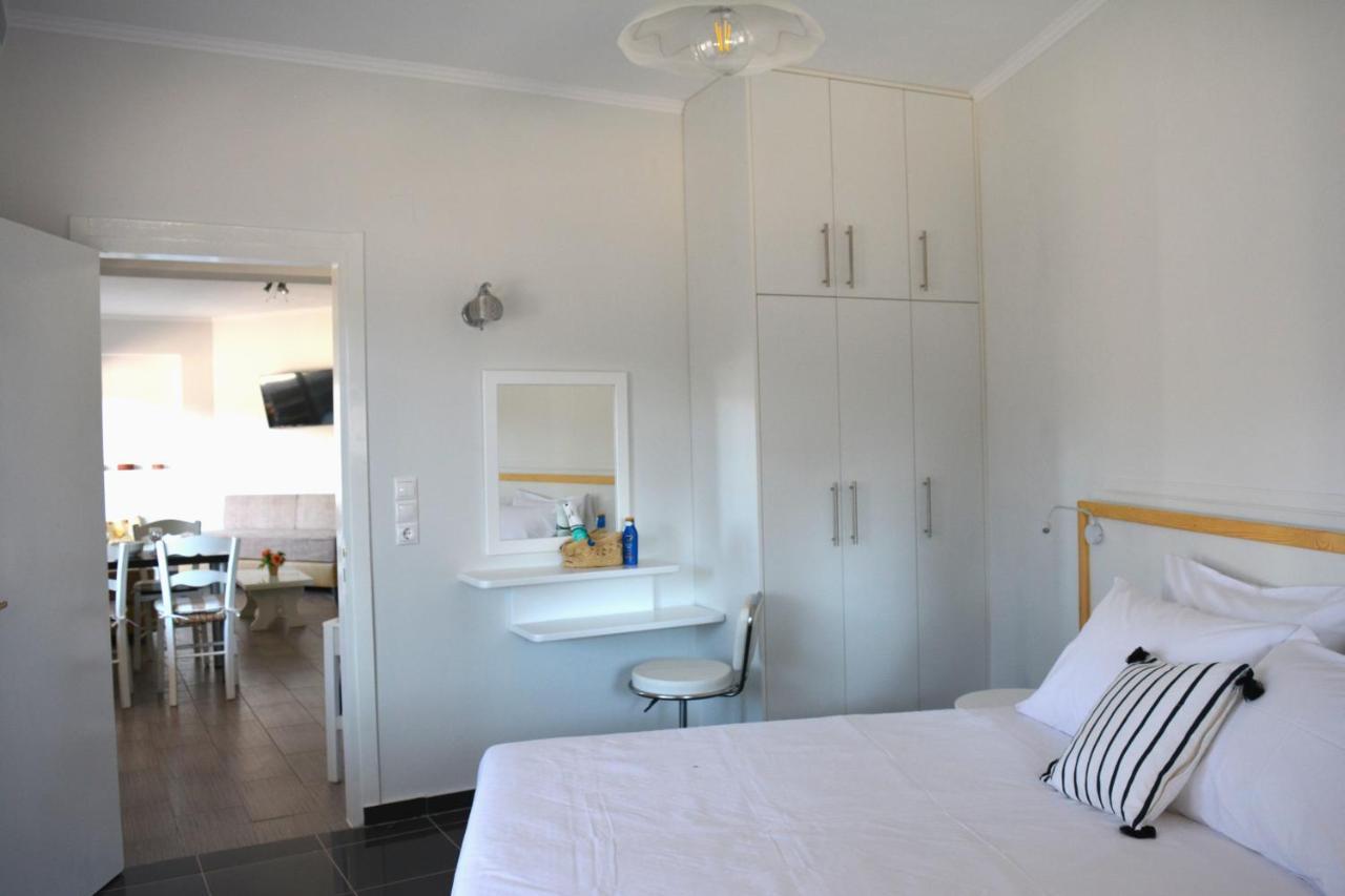 Tarmaros Apartments Sissi Екстериор снимка