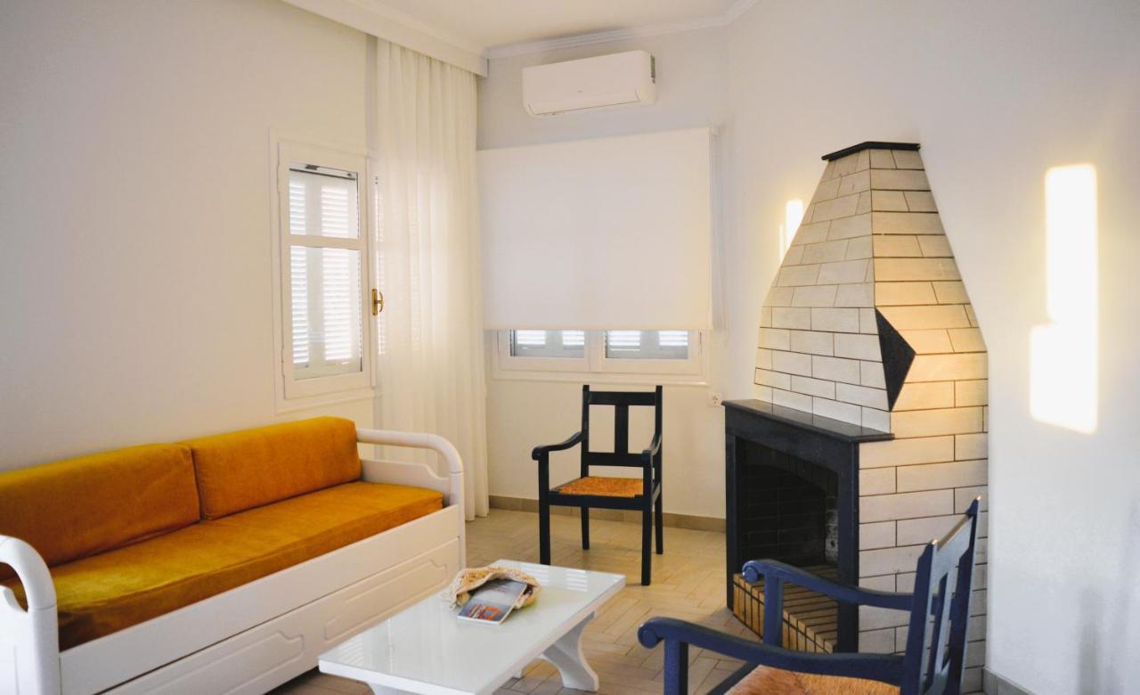 Tarmaros Apartments Sissi Екстериор снимка