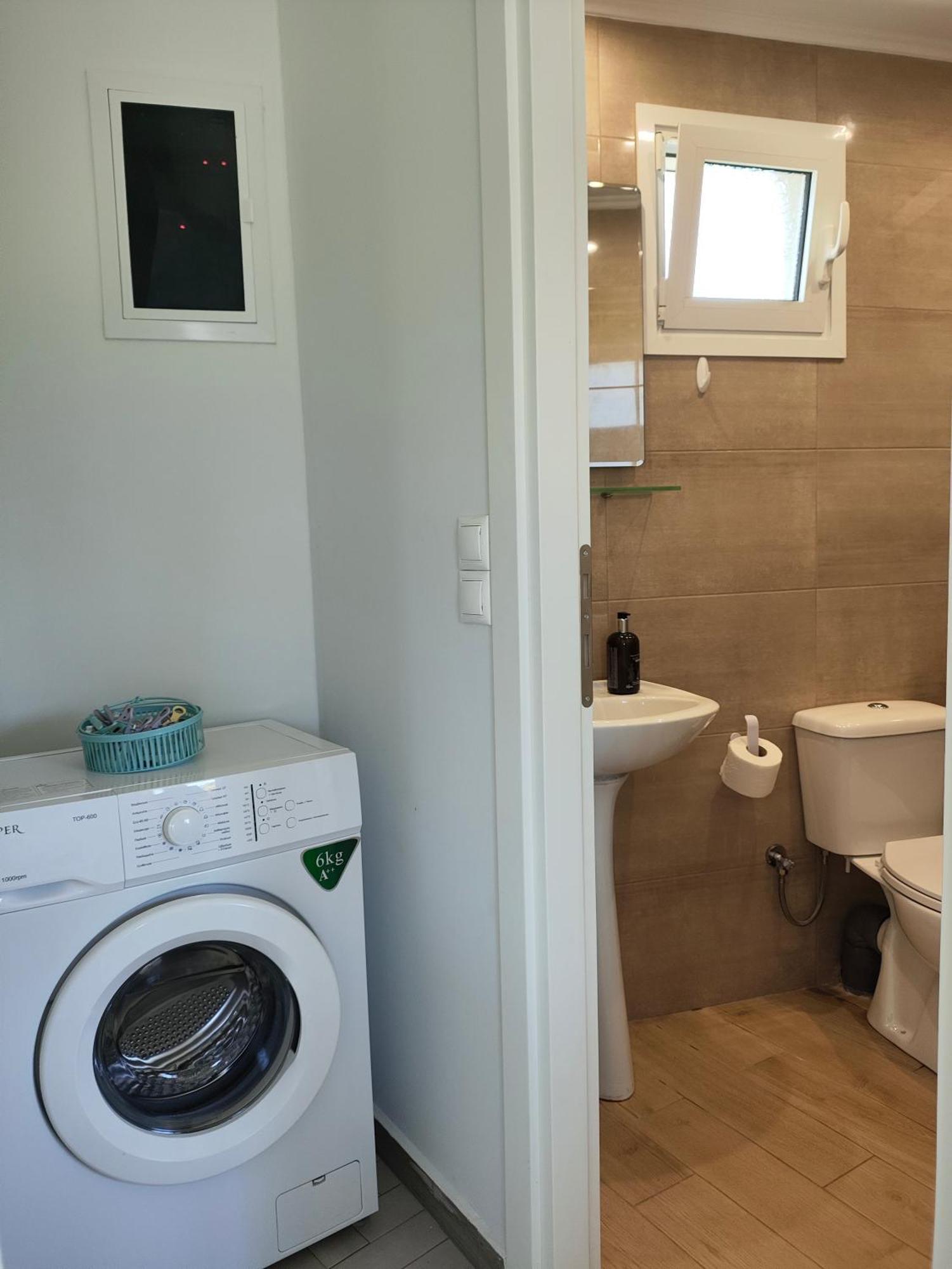 Tarmaros Apartments Sissi Екстериор снимка