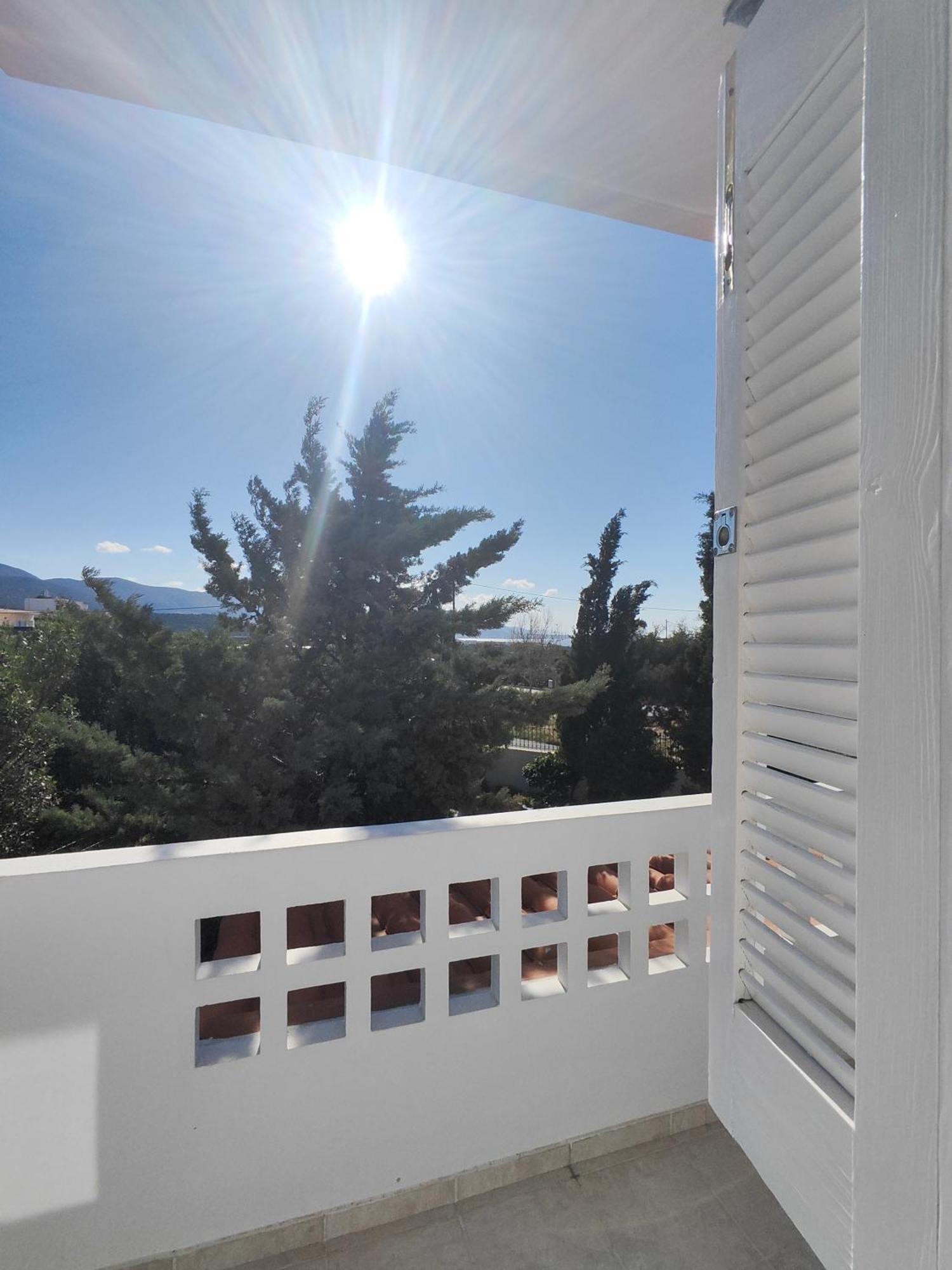 Tarmaros Apartments Sissi Екстериор снимка